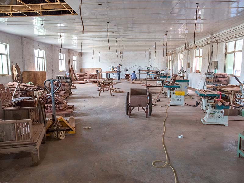 樟树楼梯地板柜门的油漆修复-14