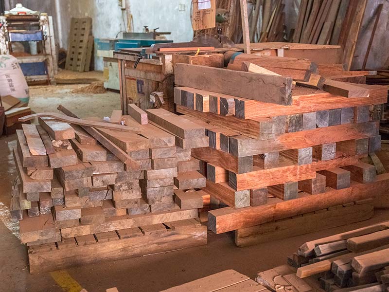 樟树楼梯地板柜门油漆修复