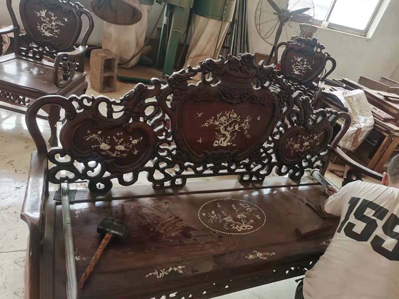 樟树旧红木家具保养